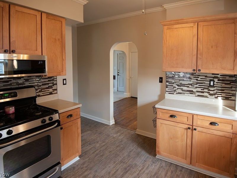 84 S Hazelwood Avenue, Youngstown, OH 44509 Photo 10