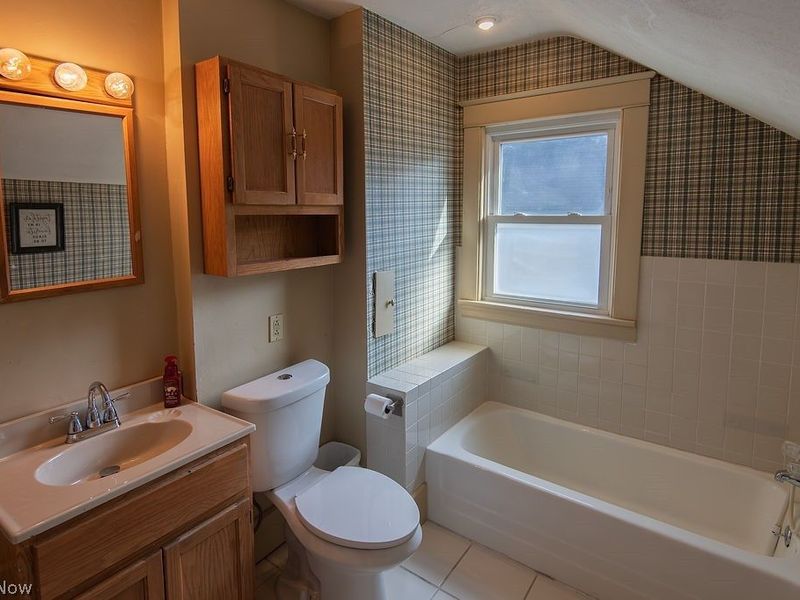 84 S Hazelwood Avenue, Youngstown, OH 44509 Photo 22