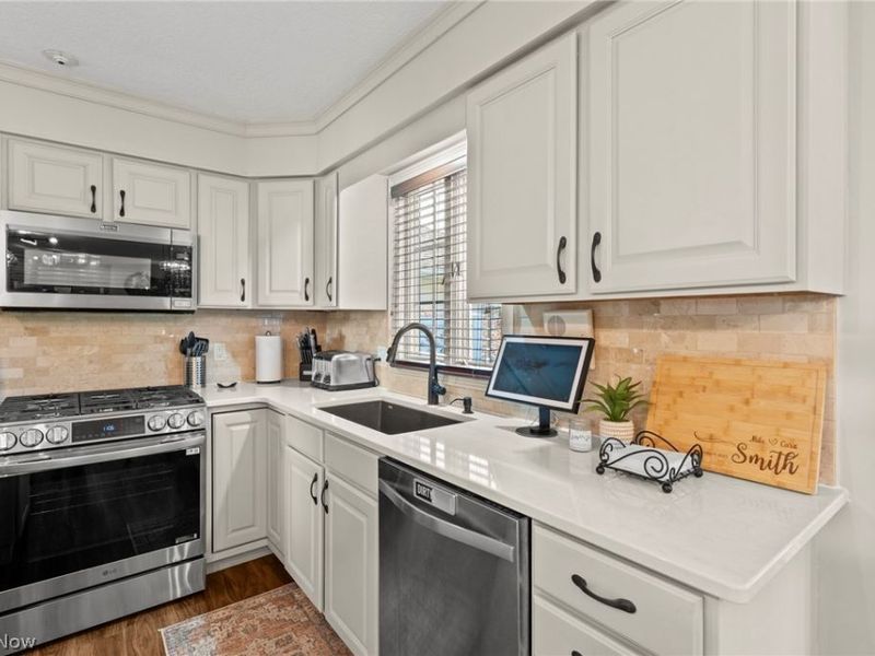 5229 Violet Knoll Avenue NE, Canton, OH 44705 Photo 24