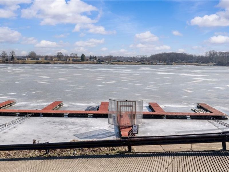 5229 Violet Knoll Avenue NE, Canton, OH 44705 Photo 7