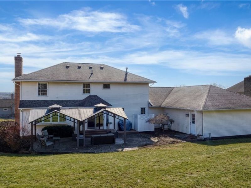 5229 Violet Knoll Avenue NE, Canton, OH 44705 Photo 8