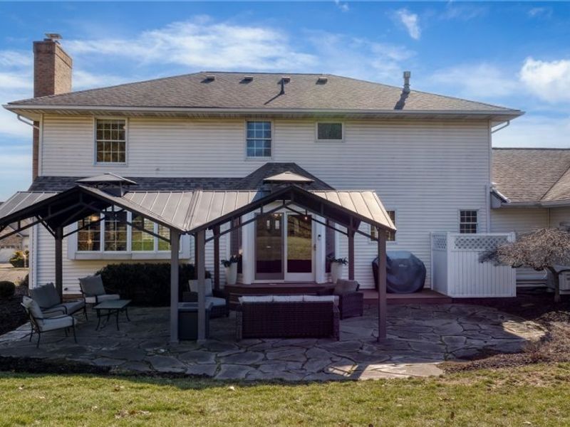 5229 Violet Knoll Avenue NE, Canton, OH 44705 Photo 9