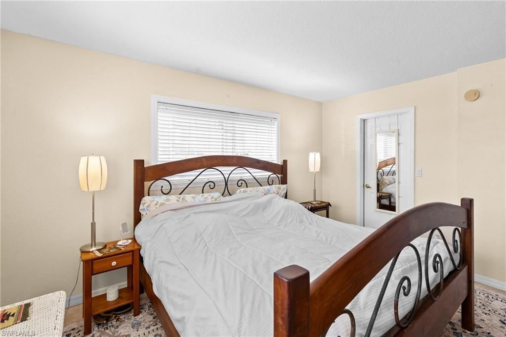 3322 N Key Dr, Unit 1, North Fort Myers, FL 33903 Photo