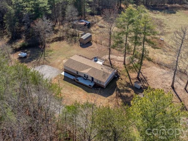 250 Dirt Road, Taylorsville, NC 28681