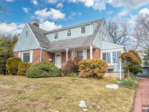 567 Windsor Road, WOOD RIDGE, NJ 07075