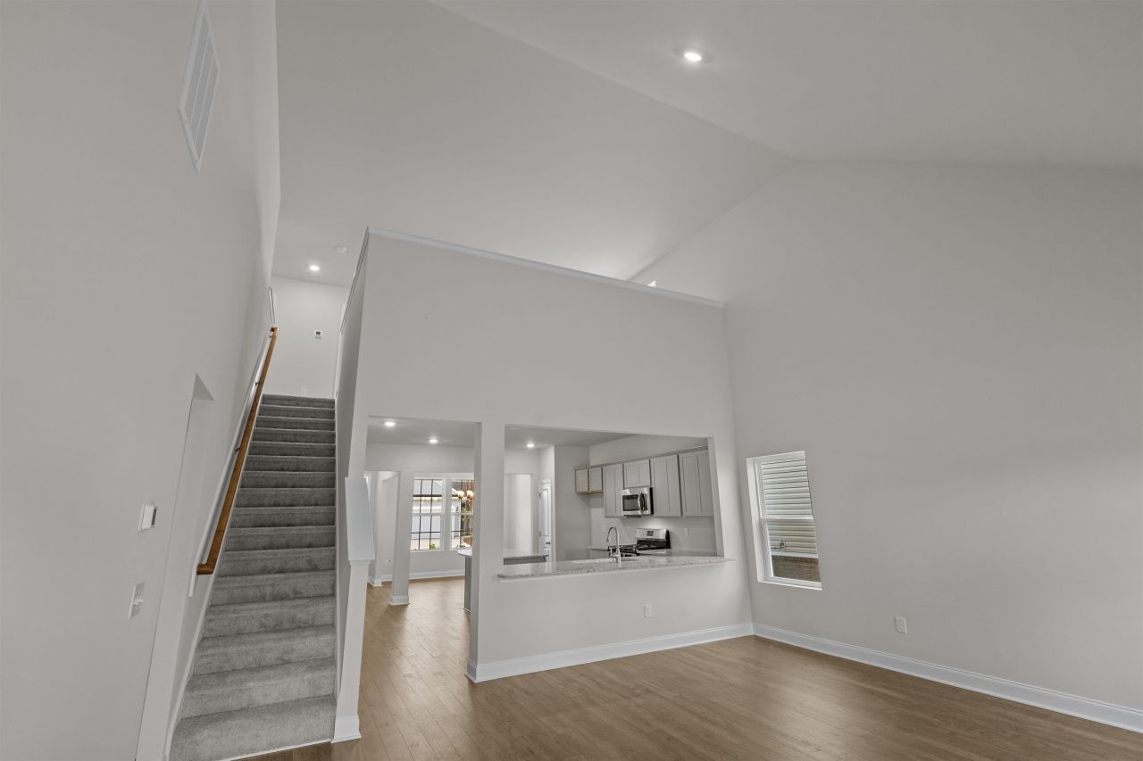 2911 Spain Ln. Photo 12