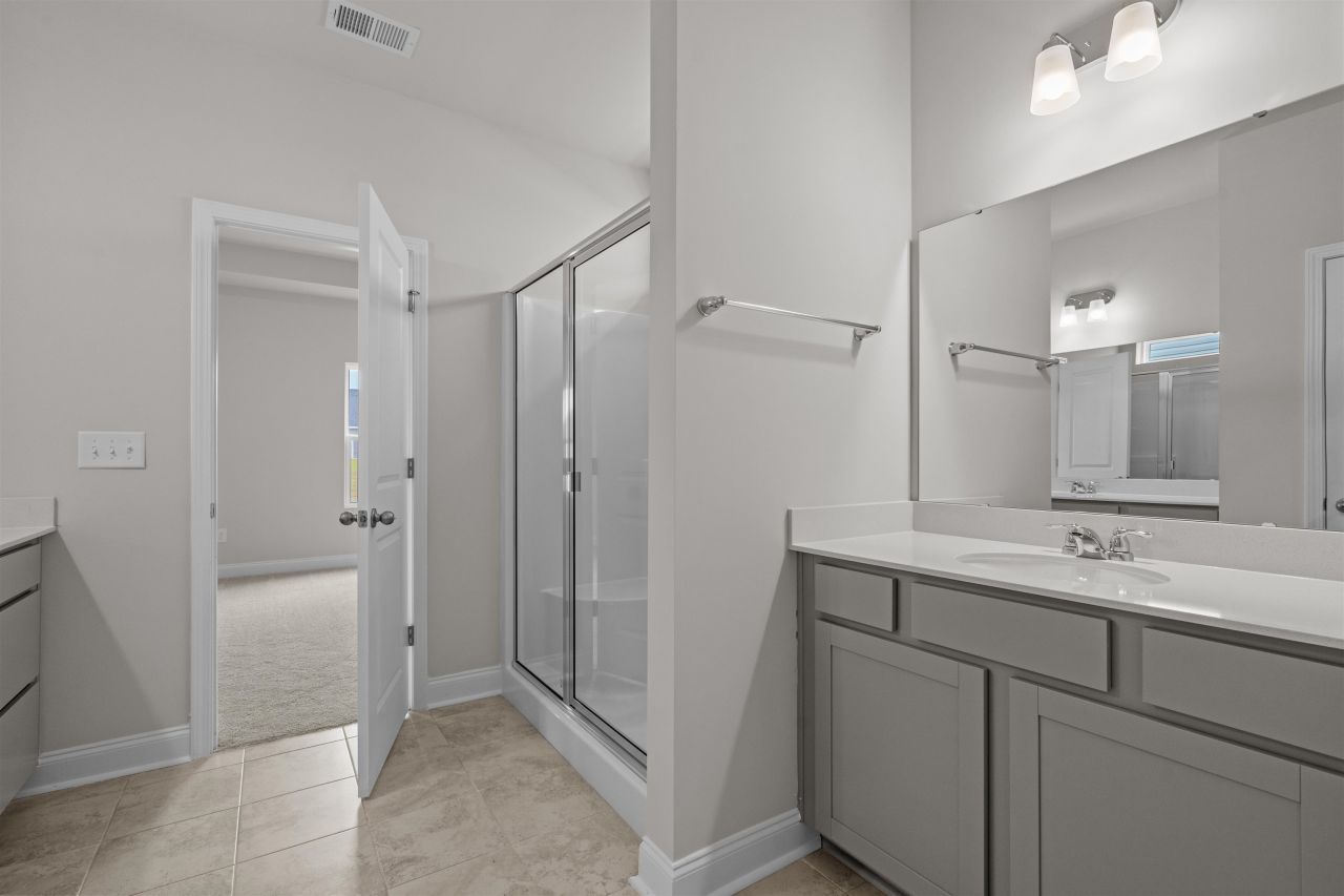 2911 Spain Ln. Photo 27