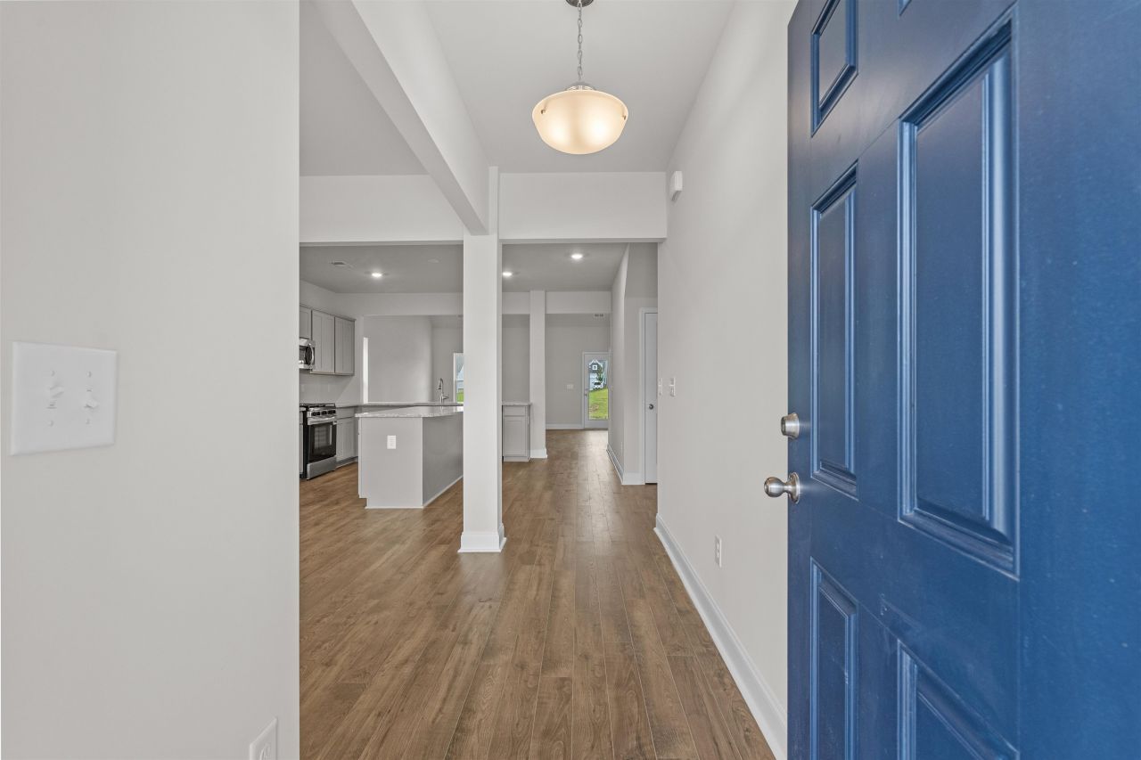 2911 Spain Ln. Photo 4