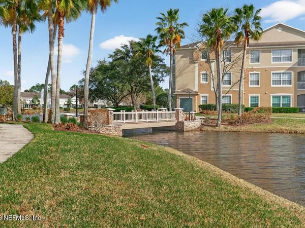 7990 BAYMEADOWS Road E, Unit 307, Jacksonville, FL 32256