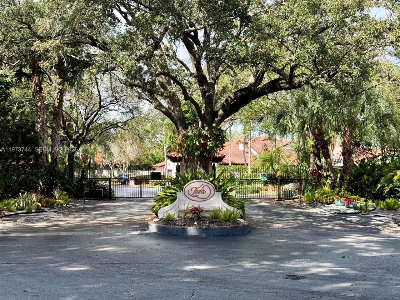 7812 SW 88th Ter , Miami, FL 33156 Photo