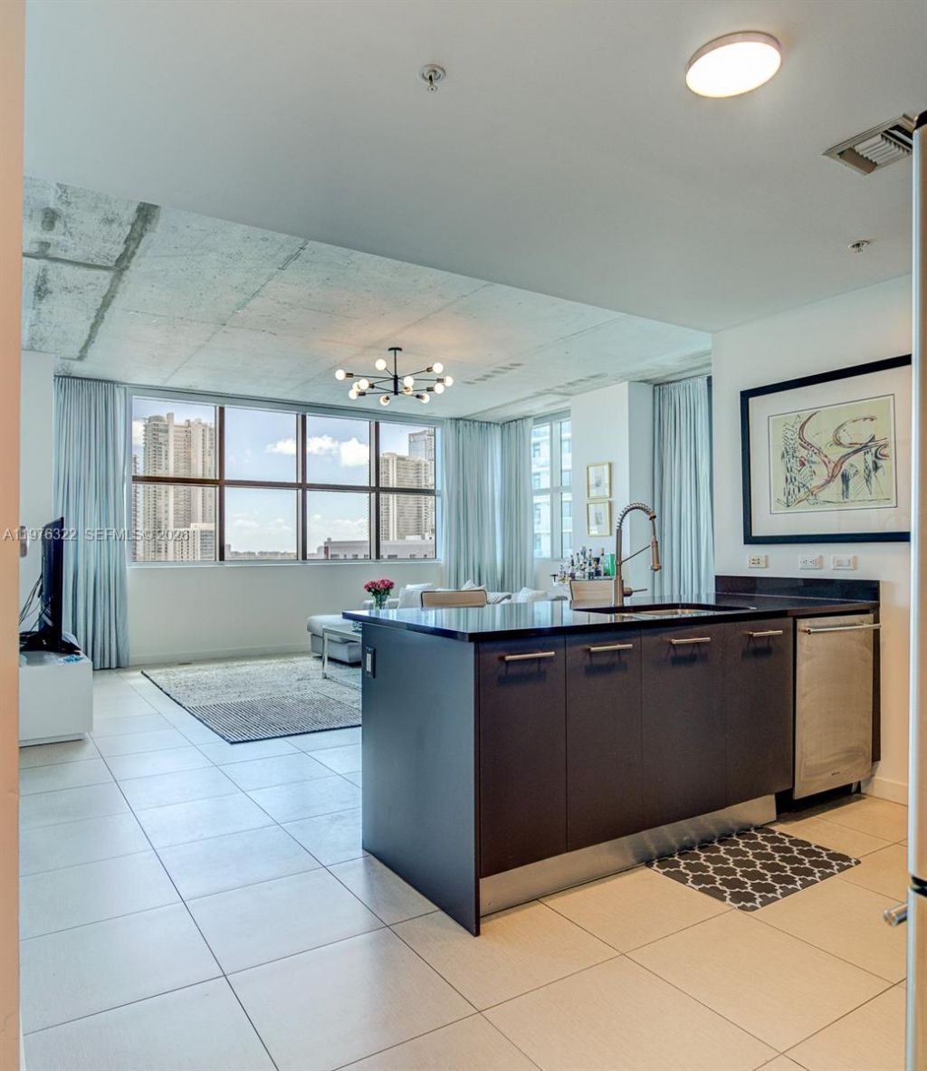 3301 NE 1st Ave, Unit H1402, Miami, FL 33137 Photo