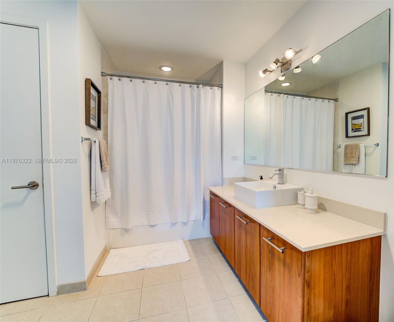 3301 NE 1st Ave, Unit H1402, Miami, FL 33137 Photo