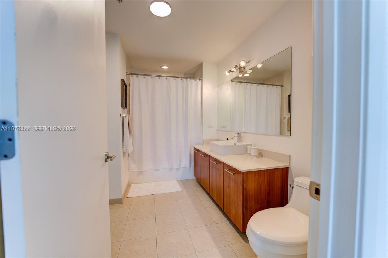 3301 NE 1st Ave, Unit H1402, Miami, FL 33137 Photo