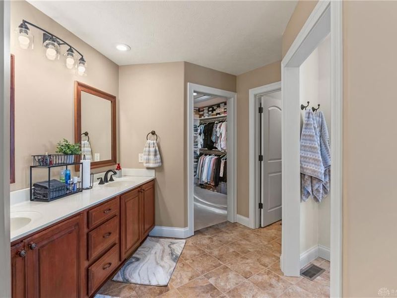 7501 S Brookstone Place, Brookville, OH 45309 Photo 57