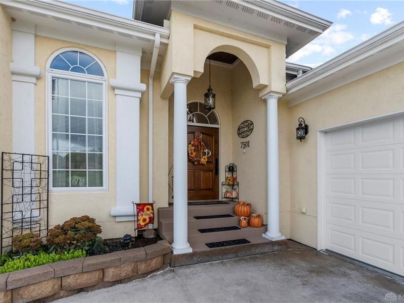 7501 S Brookstone Place, Brookville, OH 45309 Photo 8