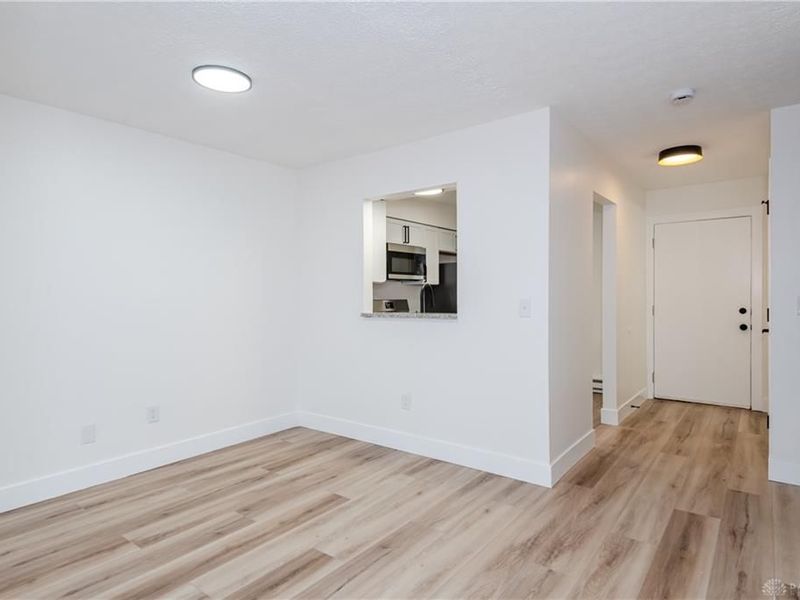 4517 Bonita Drive, Unit 8, Middletown, OH 45044 Photo 2