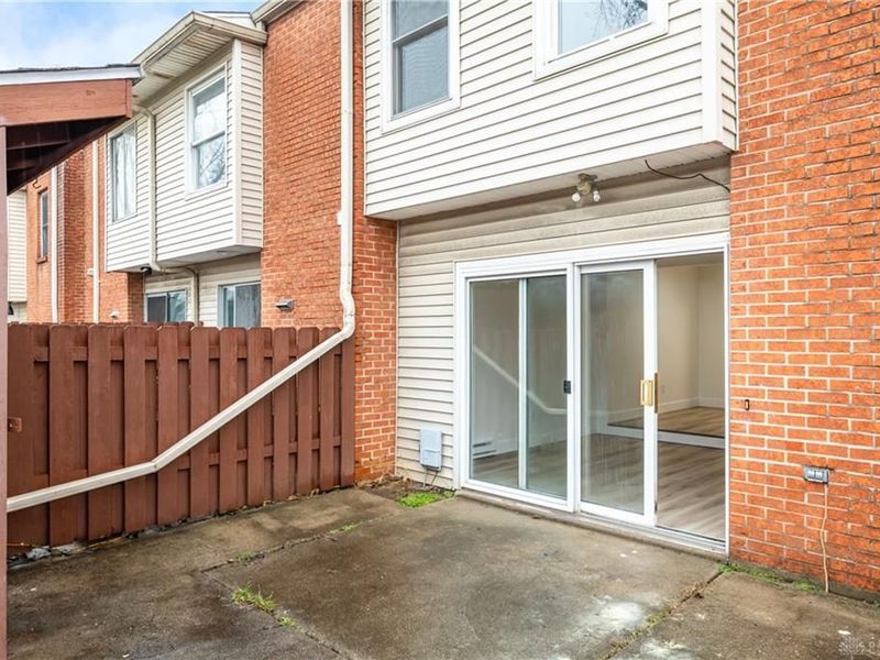 4517 Bonita Drive, Unit 8, Middletown, OH 45044 Photo 21