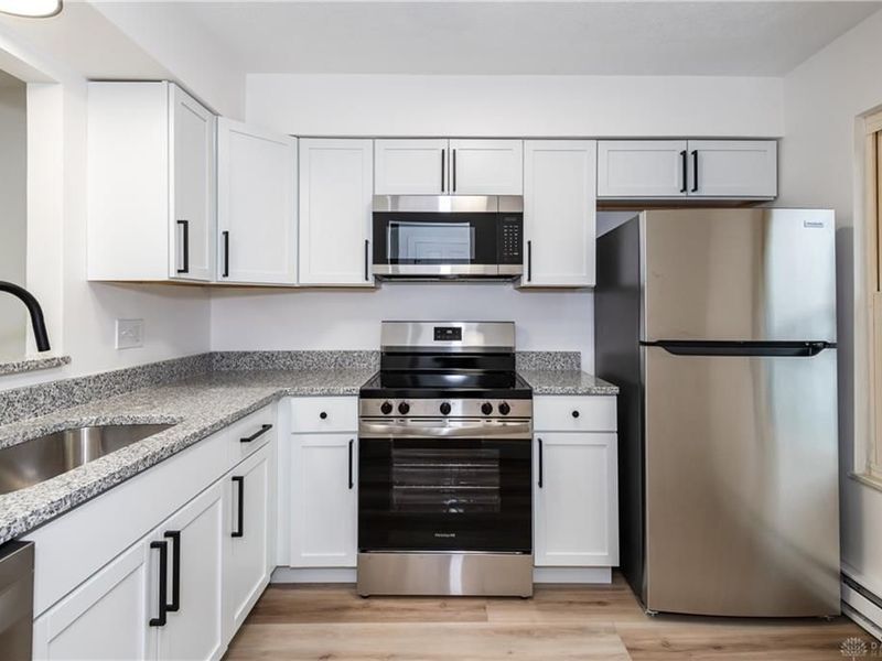 4517 Bonita Drive, Unit 8, Middletown, OH 45044 Photo 3