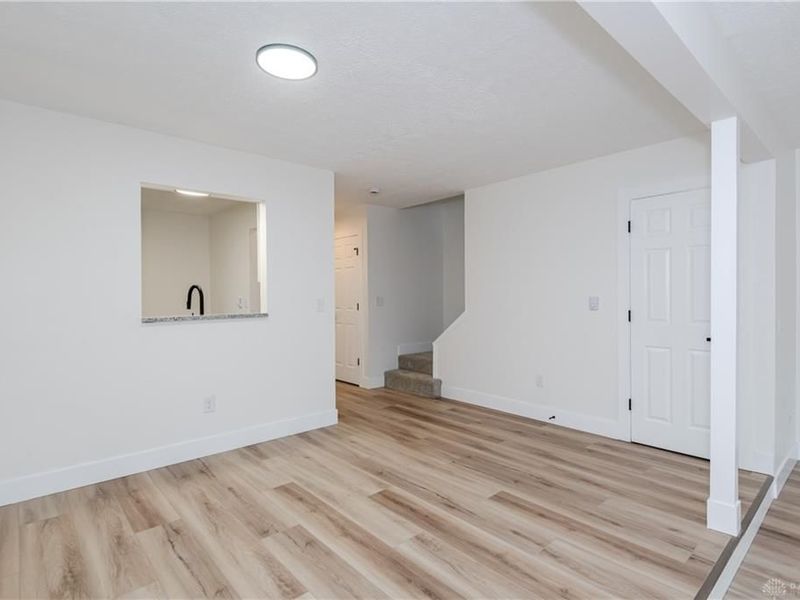 4517 Bonita Drive, Unit 8, Middletown, OH 45044 Photo 8