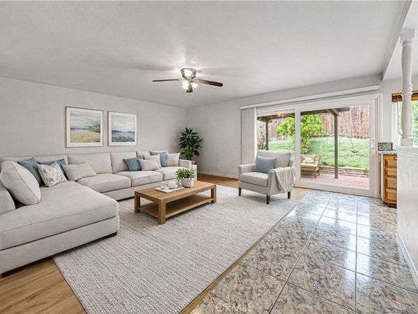 8237 Henshaw , Buena Park, CA 90621