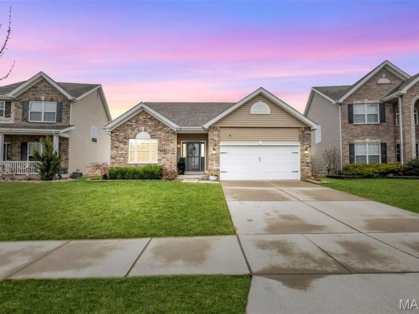 3456 Harbor Crossing Drive, St Charles, MO 63301