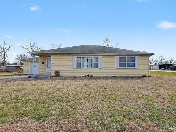 312 W Franklin Avenue, Owensville, MO 65066