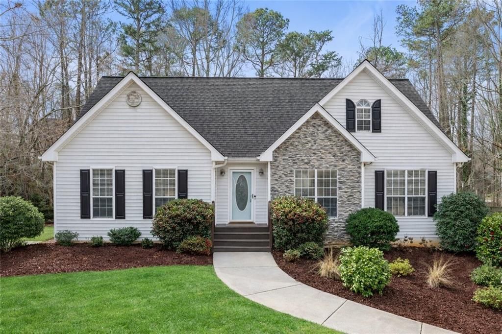 7235 Walnut Mill Landing, Cumming, GA 30040 Main Photo