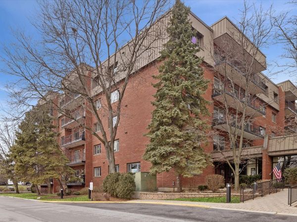 127 Acacia Circle , Unit 508, Indian Head Park, IL 60525