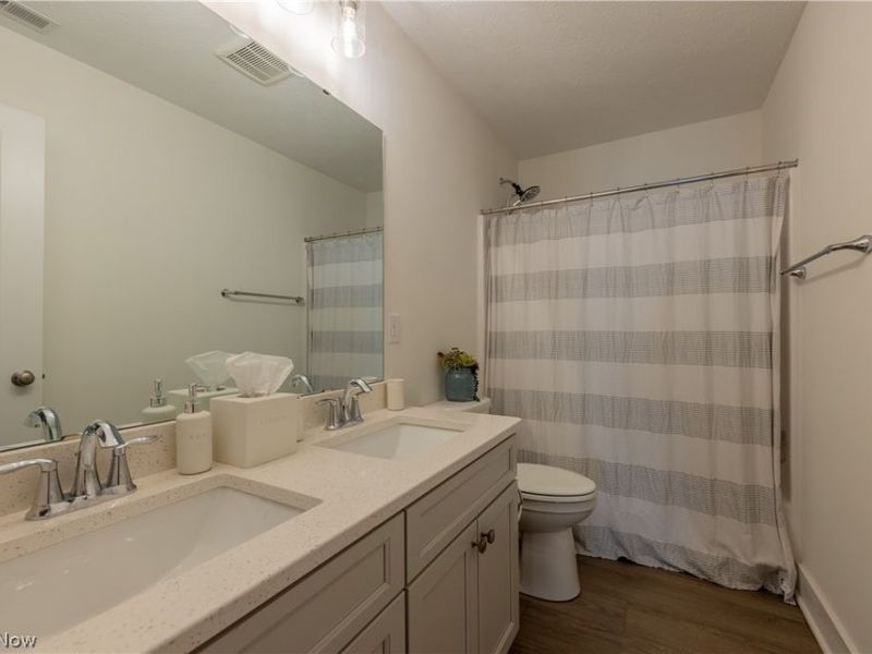 8810 Leatherleaf Drive, Columbia Station, OH 44028 Photo 34