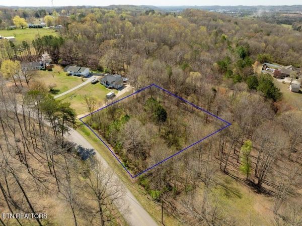 249 County Rd, Athens, TN 37303