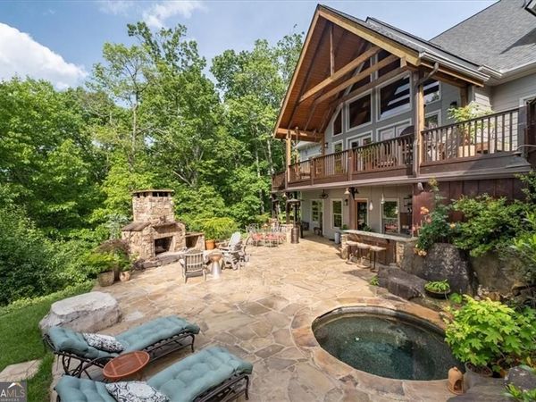 270 Mosswood Lane W, Jasper, GA 30143