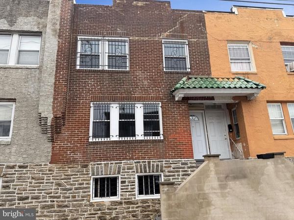 323 W WINGOHOCKING STREET, PHILADELPHIA, PA 19140