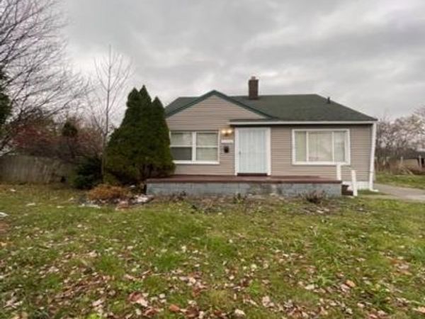 7396 Stahelin Avenue, Detroit, MI 48228