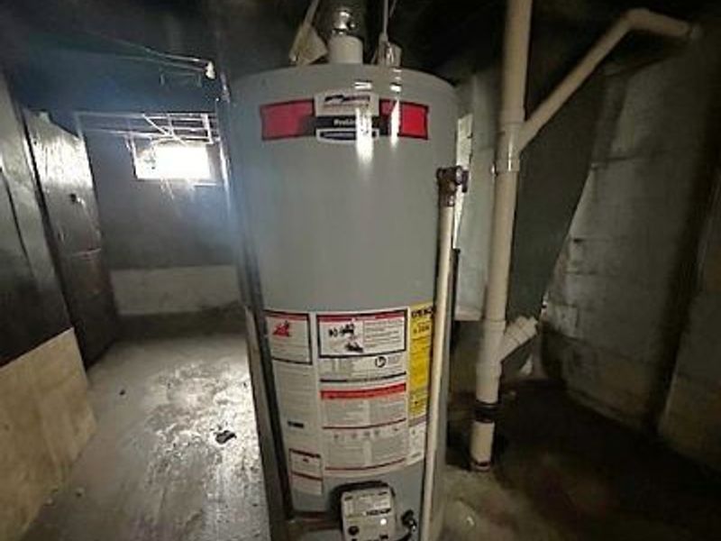 4154 E 153rd Street, Cleveland, OH 44108 Photo 12