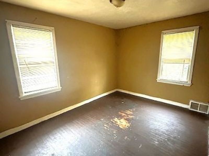 4154 E 153rd Street, Cleveland, OH 44108 Photo 5