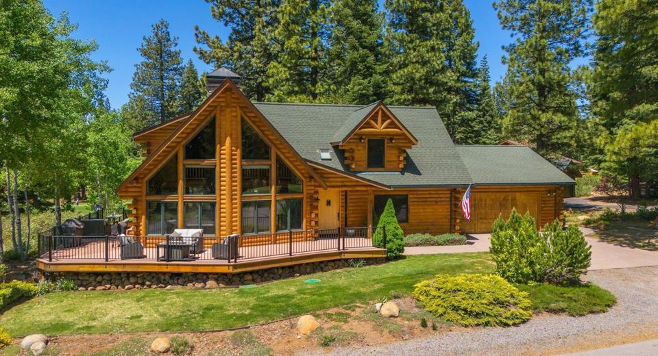 323 Gateway Drive, Lake Almanor, CA 96137 Photo