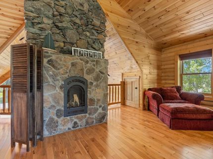 323 Gateway Drive, Lake Almanor, CA 96137 Photo