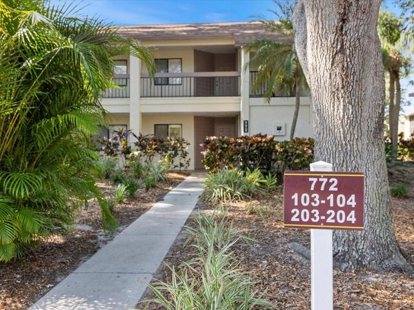 772 BIRD BAY DRIVE N, Unit 104, VENICE, FL 34285