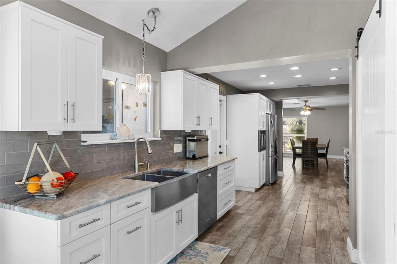 10833 97th Street , Largo, FL 33773 Photo