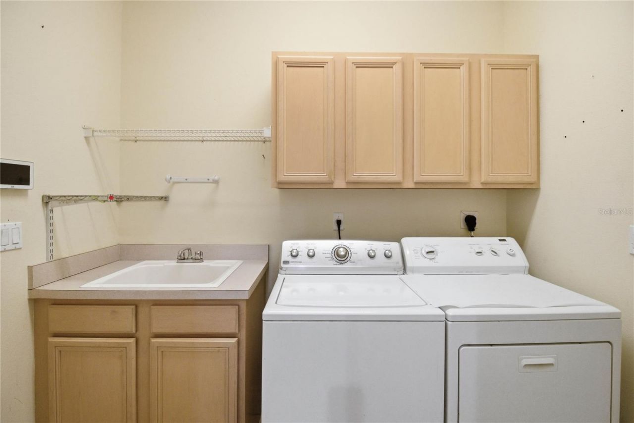 4202 Belle Grove Court, Belle Isle, FL 32812 Photo