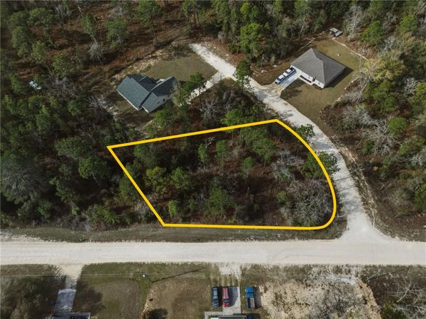 15525 CLIFF SWALLOW ROAD , BROOKSVILLE, FL 34614