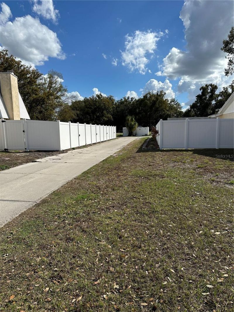 Sunrise Drive, Lutz, FL 33549 Photo