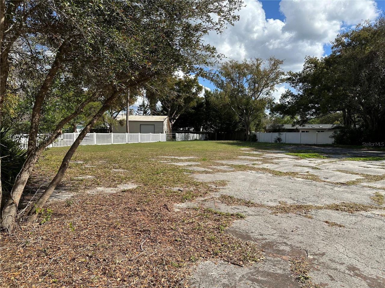 Sunrise Drive, Lutz, FL 33549 Photo