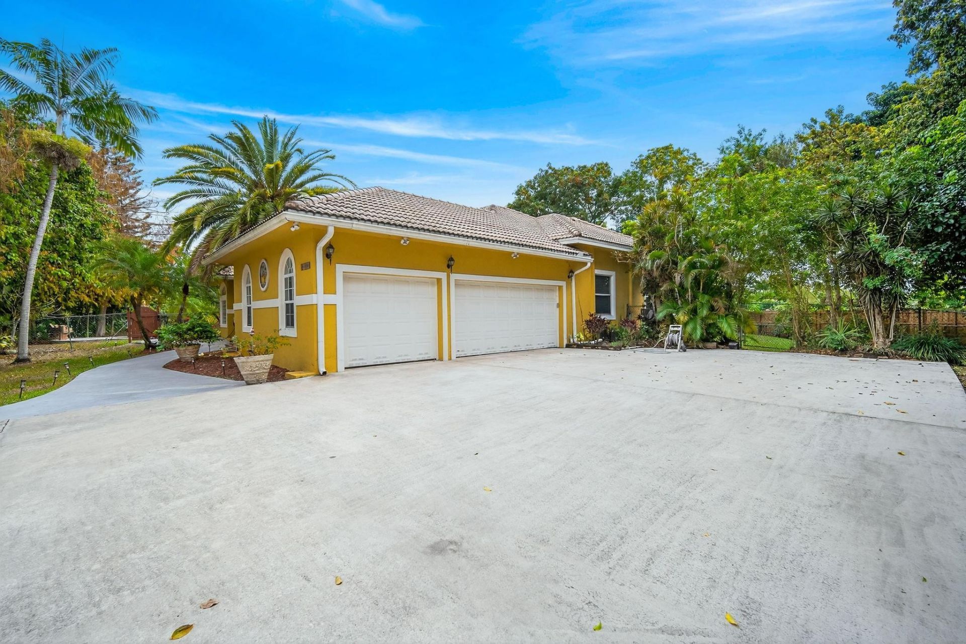 16200 SW 49th Street, Southwest Ranches, FL 33331 Photo