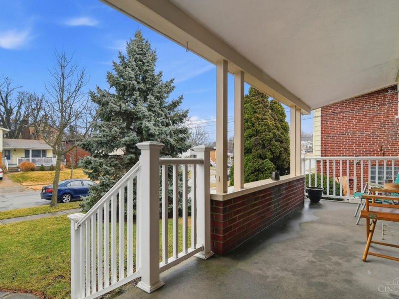 3617 Fieldcrest Drive, Cincinnati, OH 45211 Photo 3