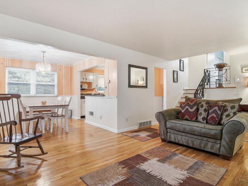 3617 Fieldcrest Drive, Cincinnati, OH 45211 Photo 6