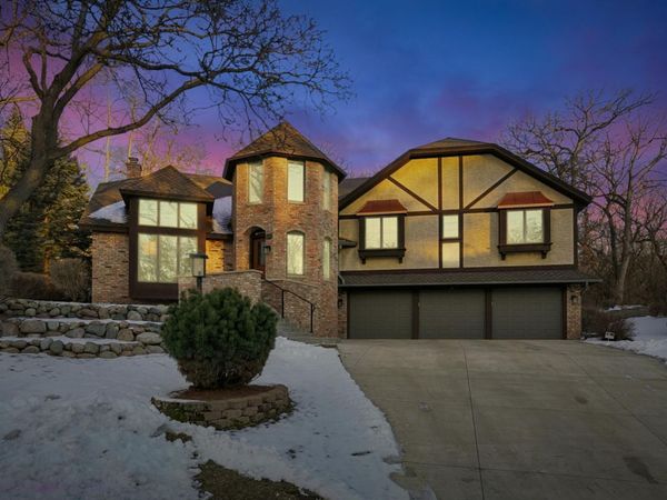 6175 Heather Place NE, Fridley, MN 55432