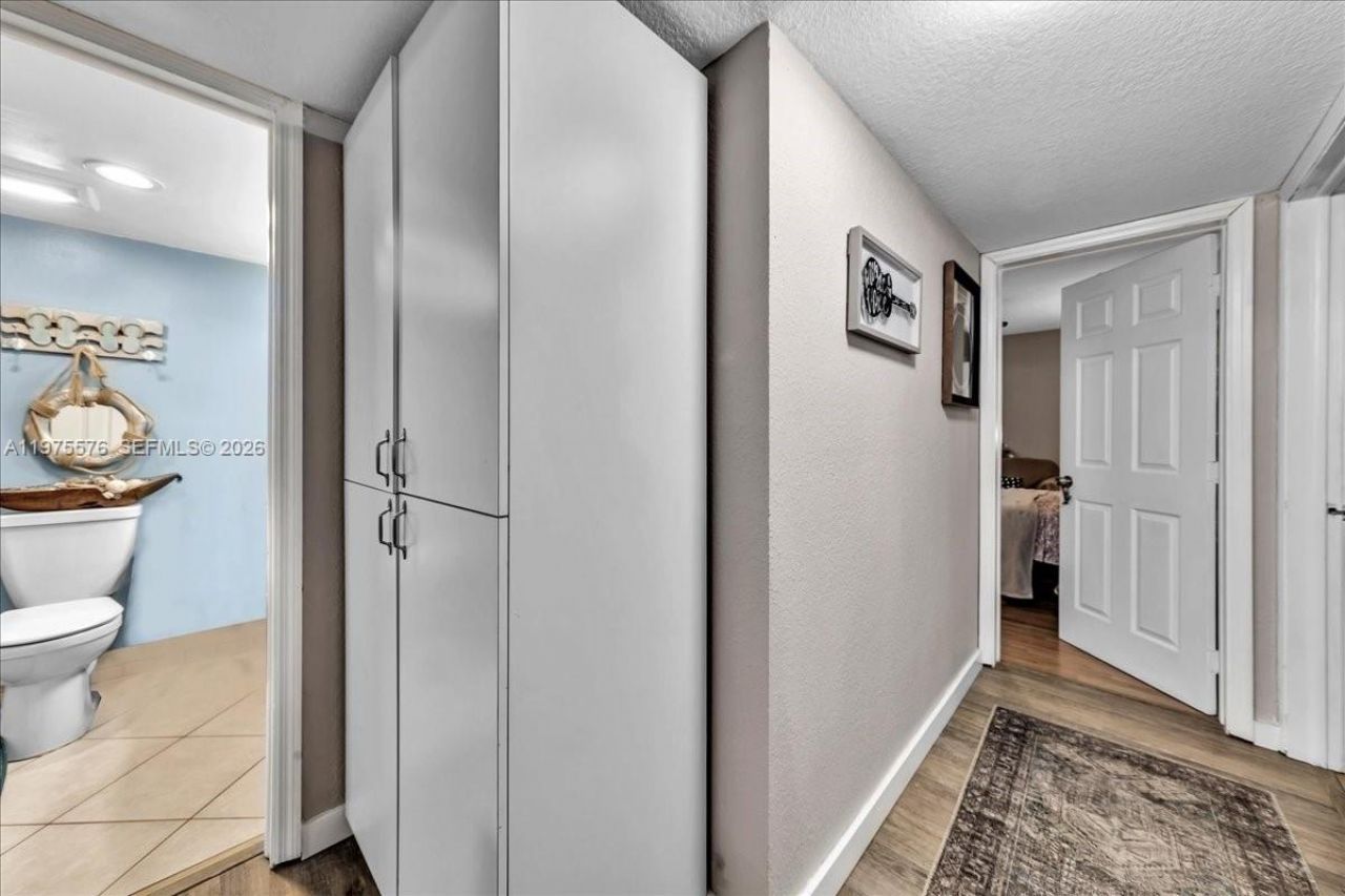 9410 Live Oak Pl , Unit 110, Davie, FL 33324 Photo