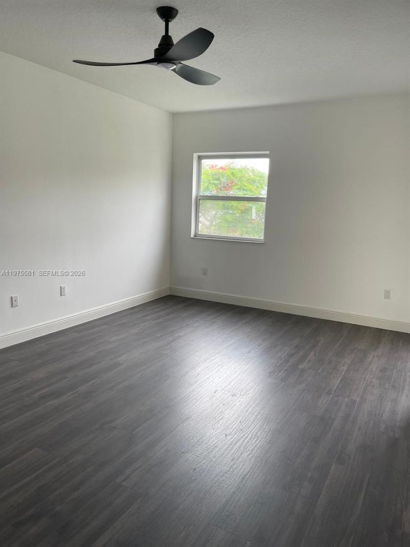 10750 NW 66th St, Unit 411, Doral, FL 33178 Photo