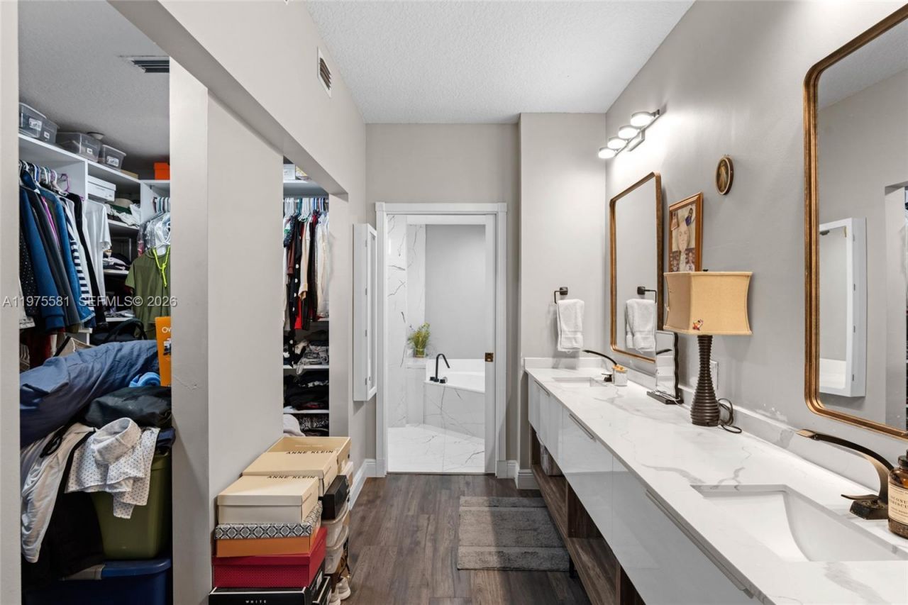 10750 NW 66th St, Unit 411, Doral, FL 33178 Photo